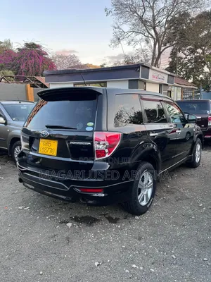 Subaru Forester 2010 Black