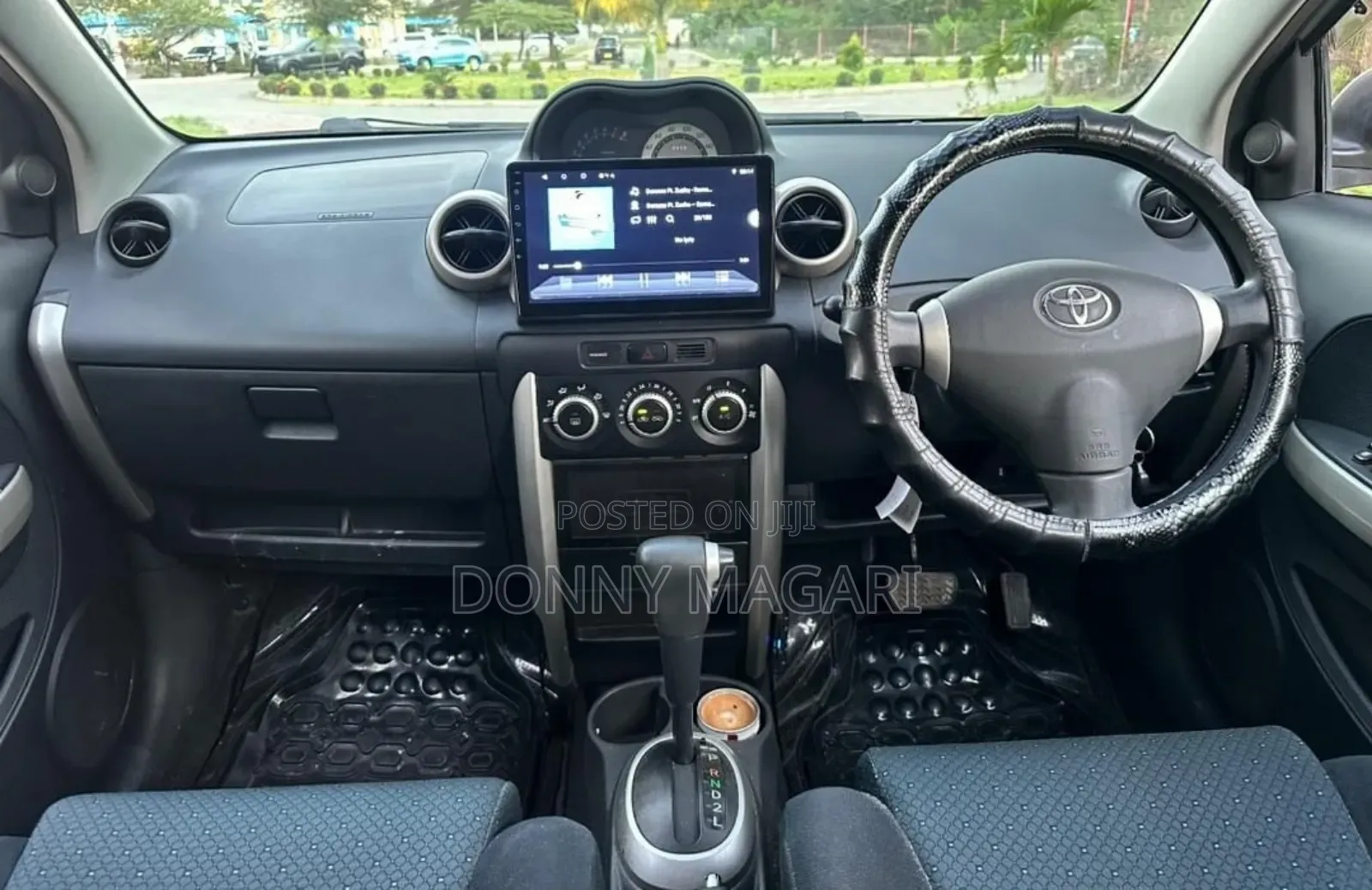 Toyota IST 2007 Gold