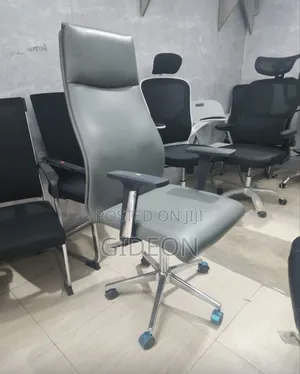Office Chair 
Tunapatikana Kariakoo Dar Es Salaam