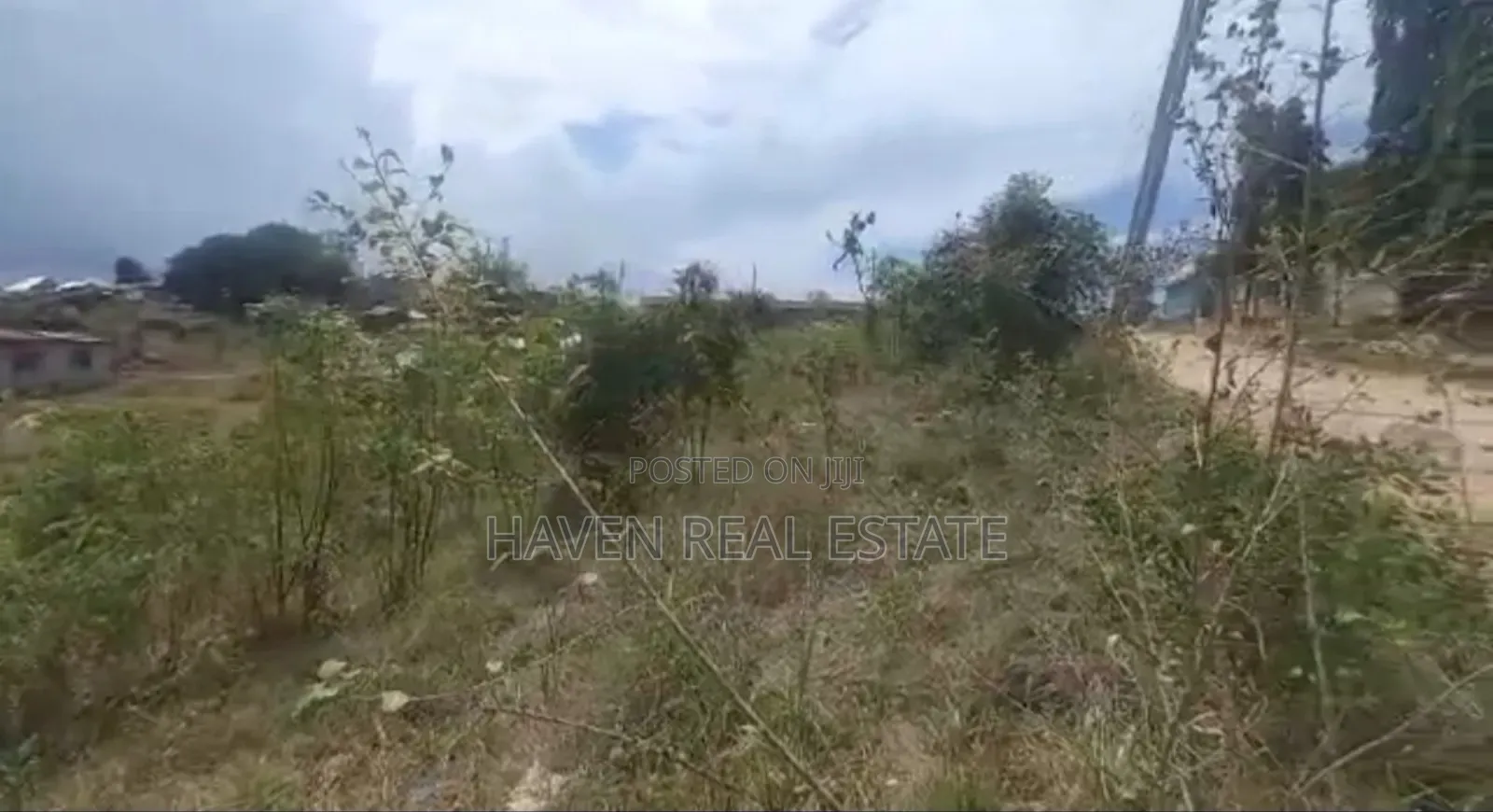 4acres Zinauzwa Ubungo Msewe