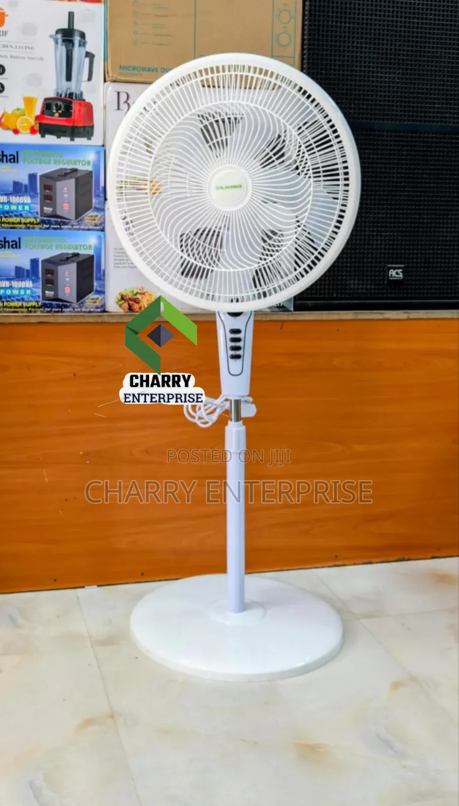 Solarmax Stand Fan Size 18"
Multi-Blade Design for Efficient Operation