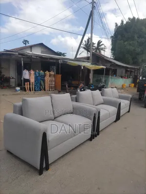 Sofa Set Ya 2:2:2 Rangi Ya Kijivu