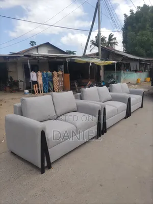 Sofa Set Ya 2:2:2 Rangi Ya Kijivu