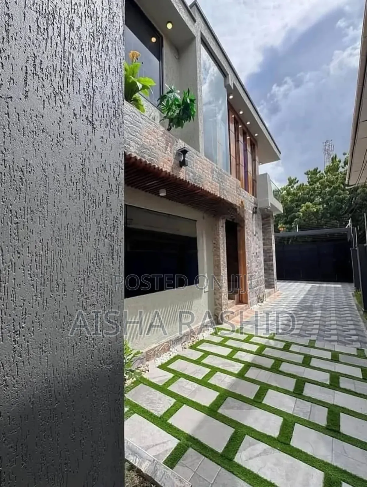 4bdrm House in Mikocheni for sale