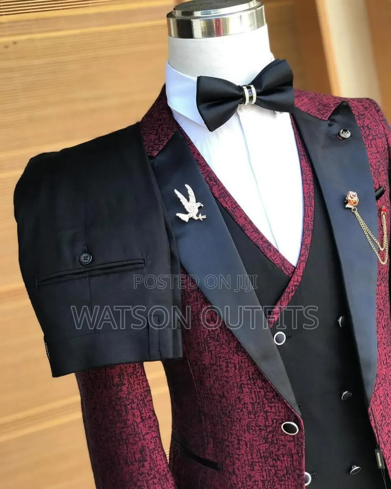 Men's Suits Slimly Worn