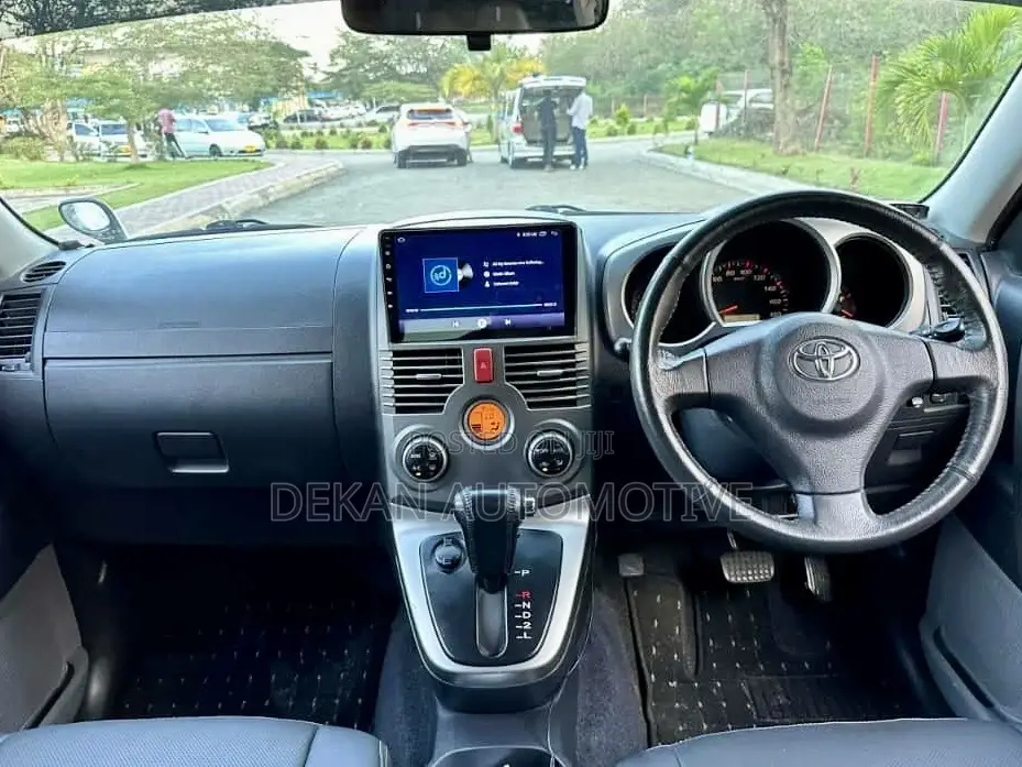 Toyota Rush 1.5 RWD 2009 White