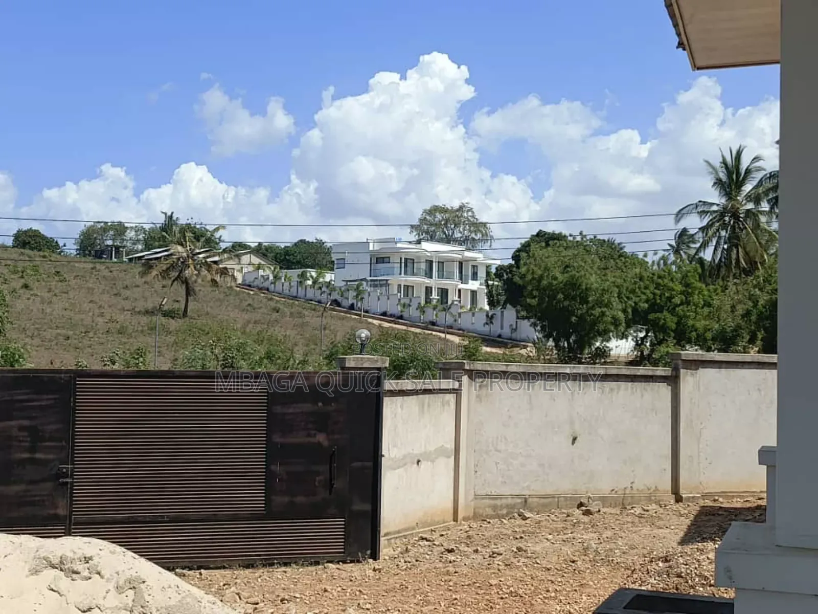 3bdrm House in Salasala, Mbezi Beach for Rent