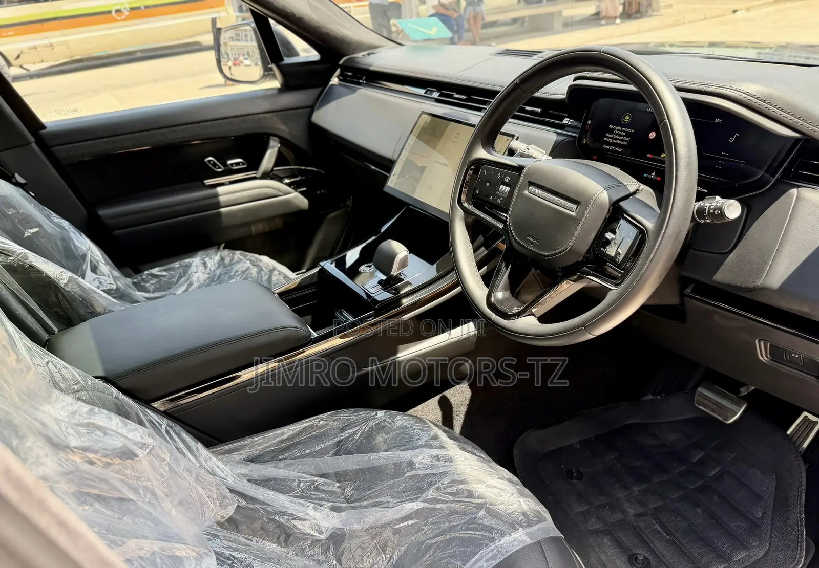 Land Rover Range Rover 2024 Gray
