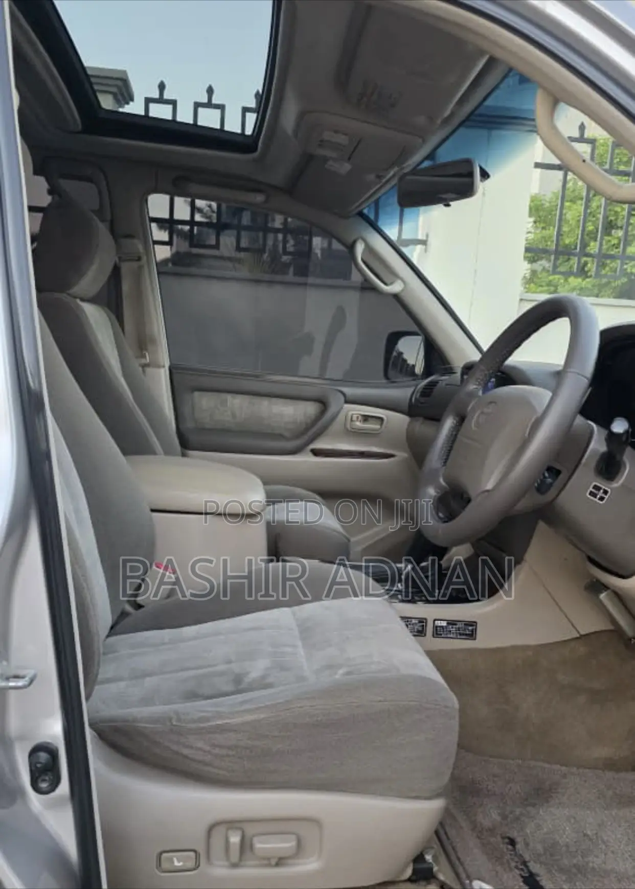 Toyota Land Cruiser HDJ 100 2000 Silver