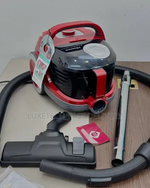 Hisense 2.2l Vacuum Cleaner 1900w for Strong Suction/Cyclonic Power