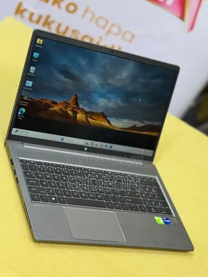 Laptop HP ZBook Power G9 I7 32GB Intel Core I7 SSD 1T
