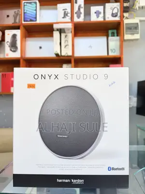 Onyx Studio 9
