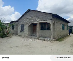 6bdrm House in Tanzania Daresalaam for sale