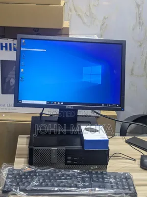 Desktop Computer Dell OptiPlex 7050 4GB Intel Core I3 HDD 500GB