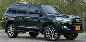 Toyota Land Cruiser 2013 Black