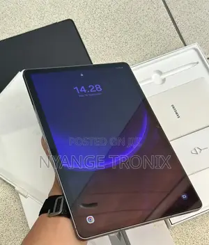 New Samsung Galaxy Tab S9 FE 128 GB Silver