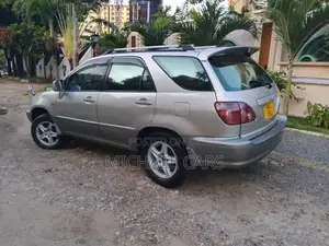 Toyota Harrier 2.2 16V 2001 Gray