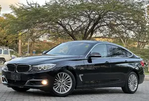 BMW 3 Series 320i RWD 2013 Black