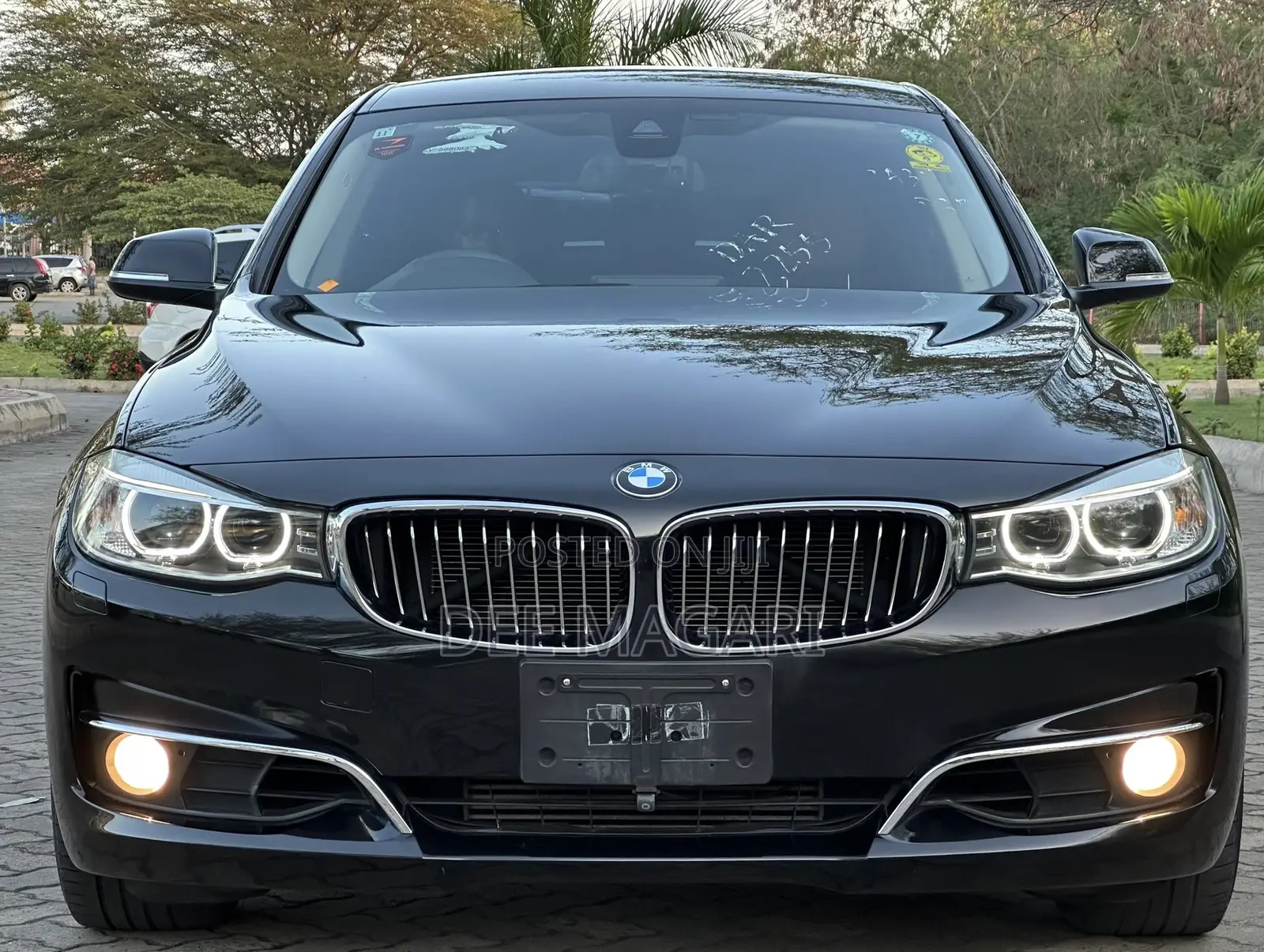 BMW 3 Series 320i RWD 2013 Black