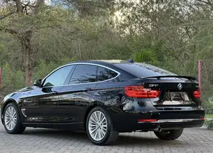 BMW 3 Series 320i RWD 2013 Black