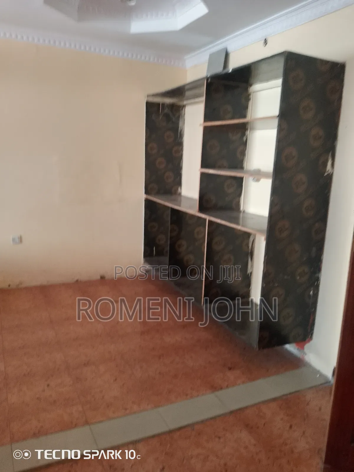 6bdrm Apartment in Tanzania Daresalaam, Ilala for rent