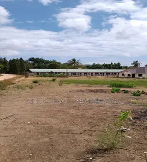 Plot for Sale Madale Police