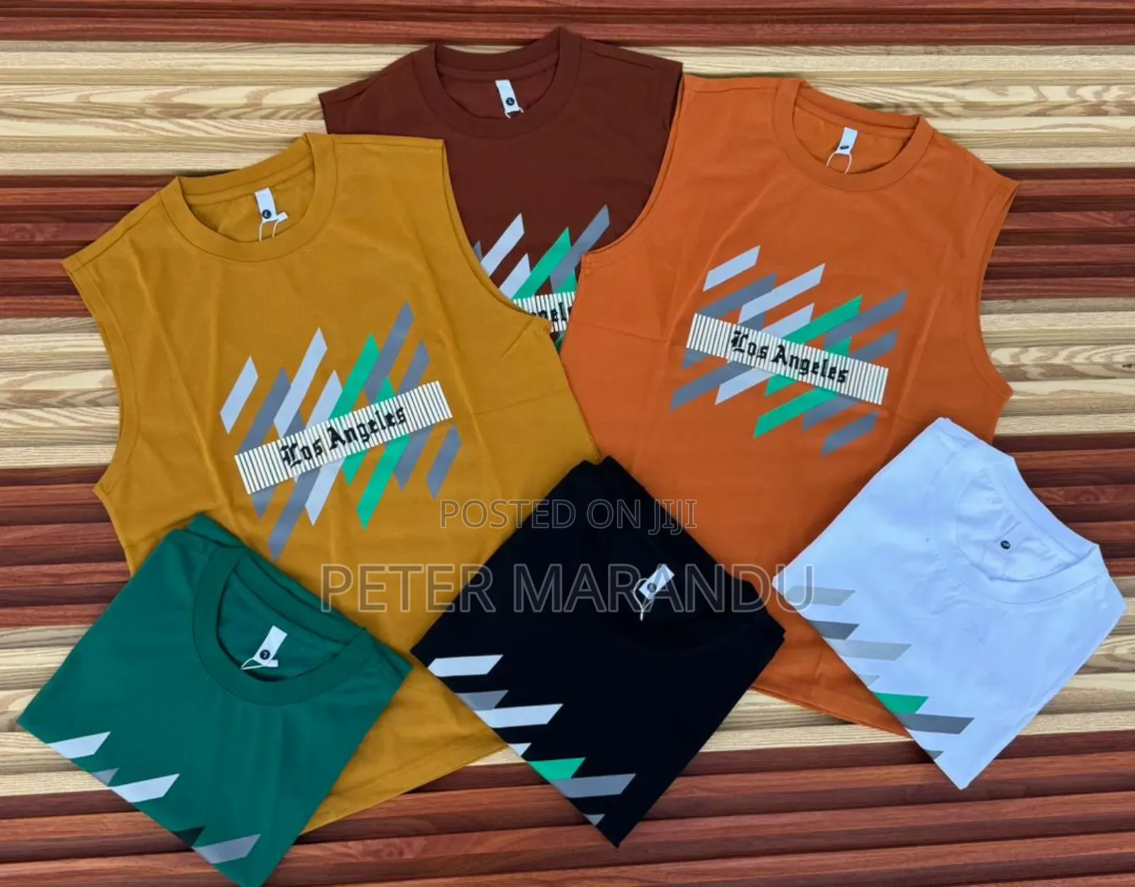 Sleeveles Tees