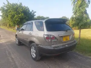 Toyota Harrier 2.2 16V 2001 Silver