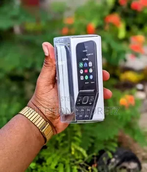 New Nokia 2720 Flip 512 GB