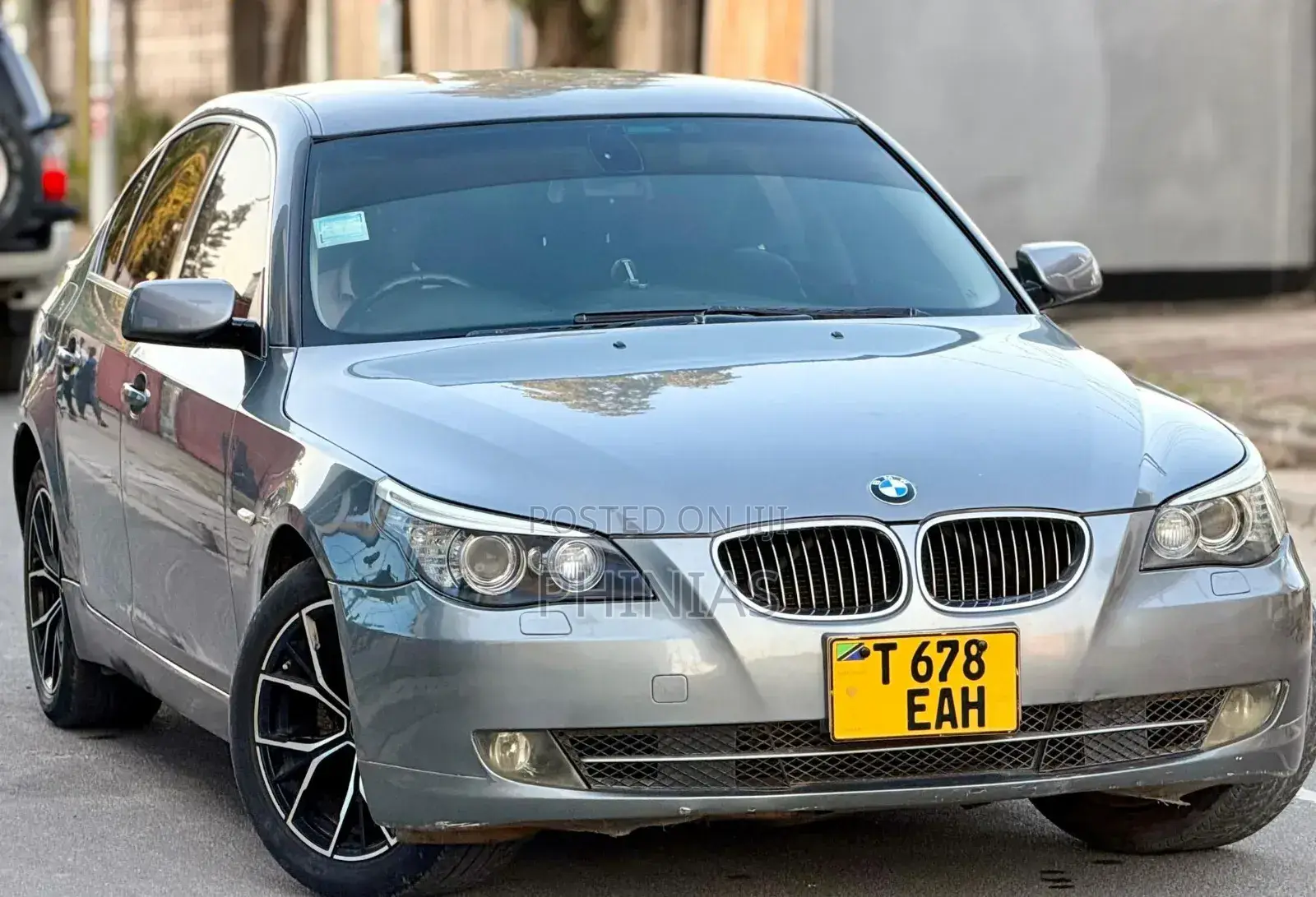 BMW 5 Series 2011 Gray