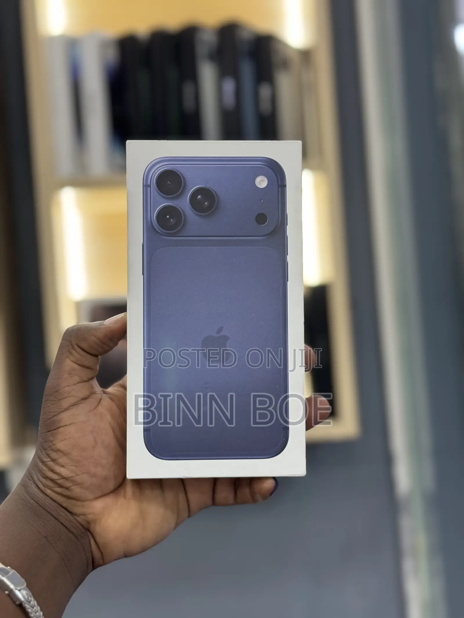 New Apple iPhone 17 Pro Max 256 GB Blue
