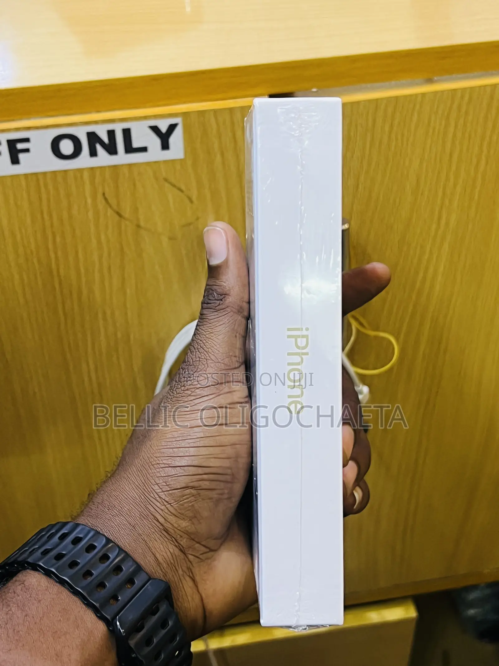 New Apple iPhone 14 Pro Max 256 GB Gold