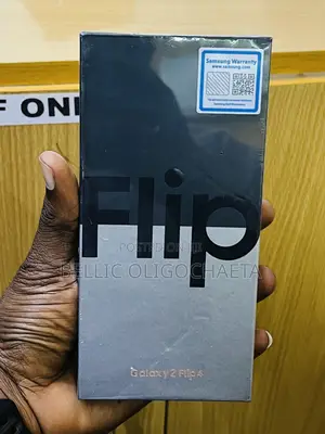 New Samsung Galaxy Z Flip4 256 GB Rose Gold