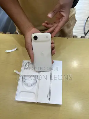 New Apple iPhone Air 256 GB Silver