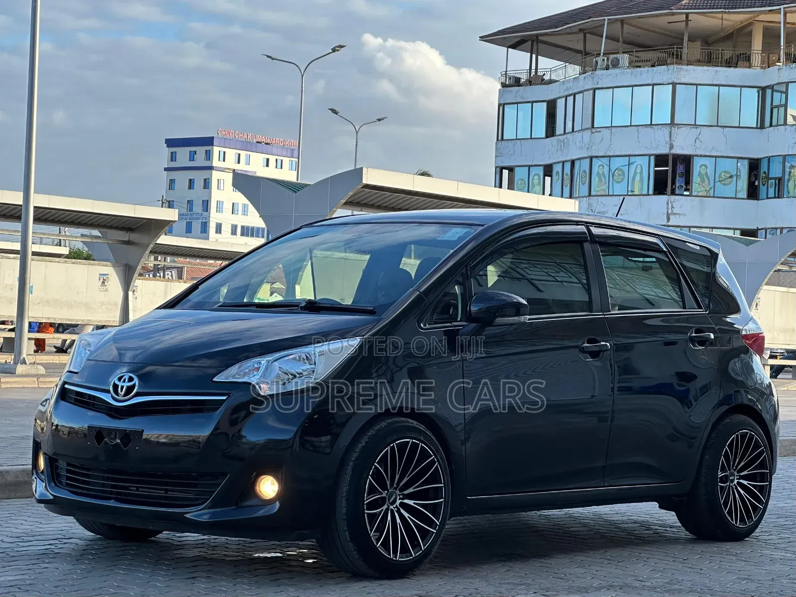 Toyota Ractis 2014 Black