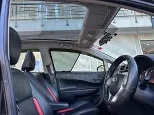 Toyota Ractis 2014 Black