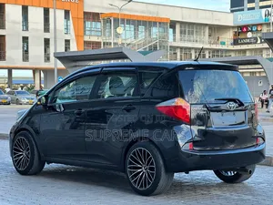 Toyota Ractis 2014 Black