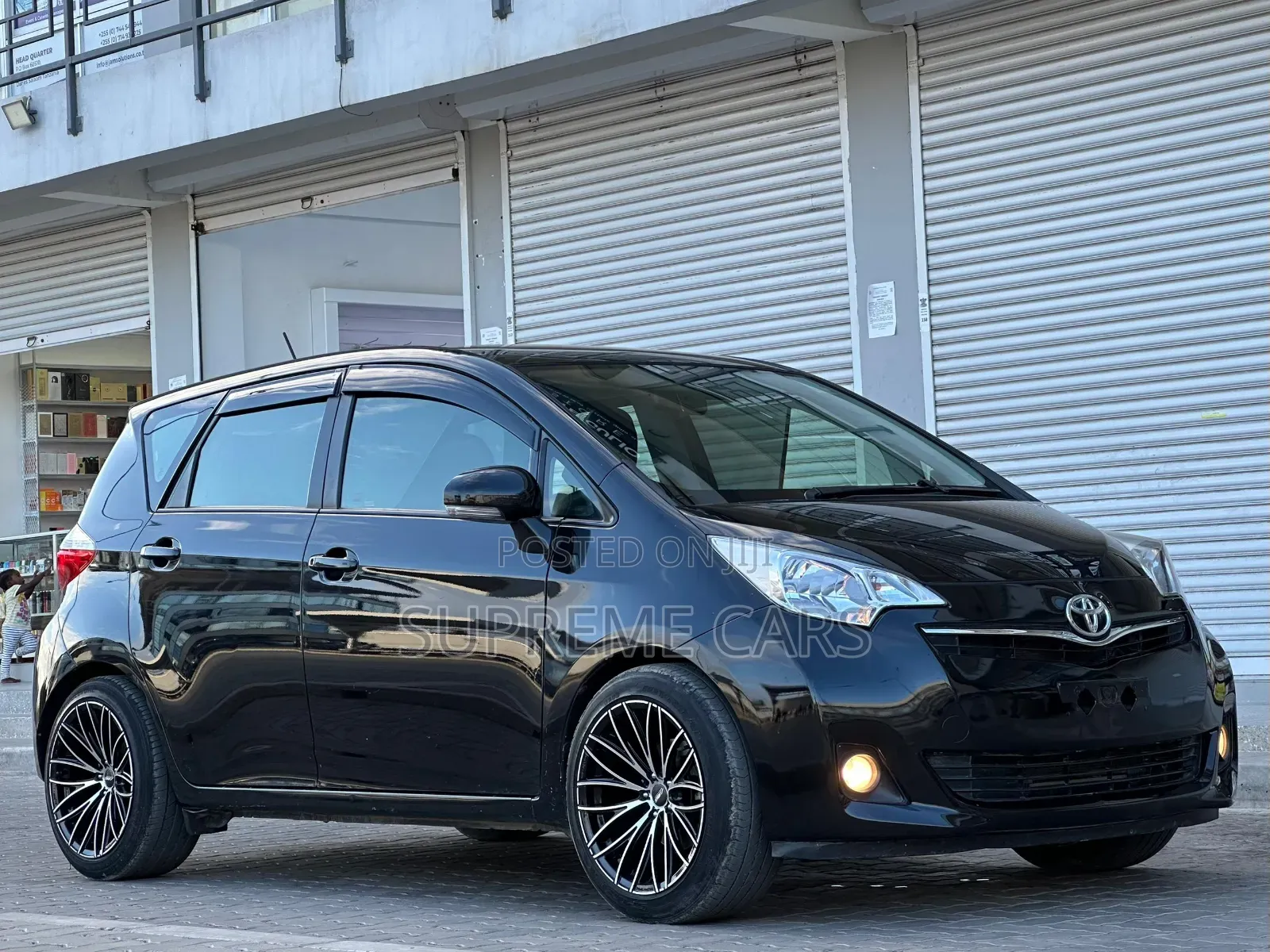 Toyota Ractis 2014 Black