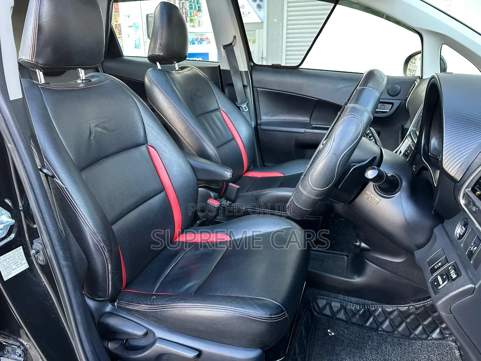 Toyota Ractis 2014 Black