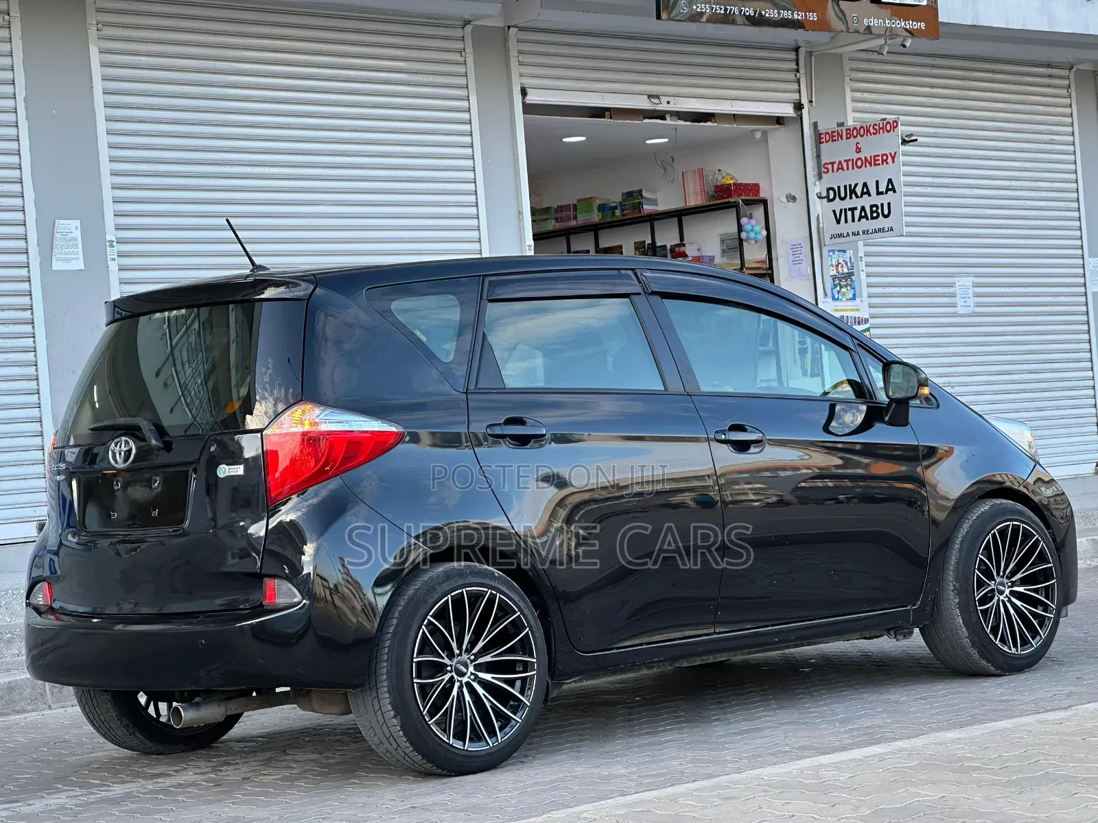 Toyota Ractis 2014 Black
