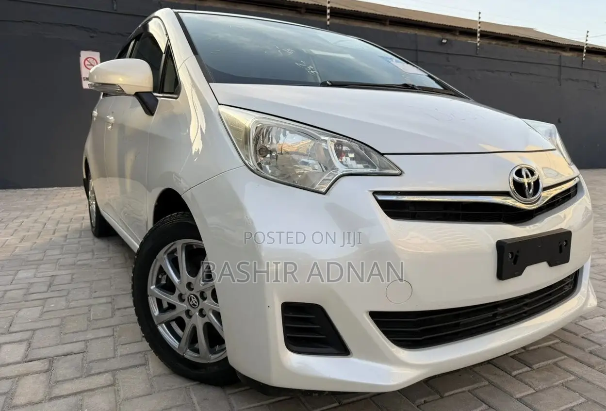 Toyota Ractis 1.5 FWD 2012 White
