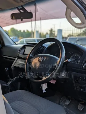 Toyota Land Cruiser 4.5 V8 TD 2017 Black