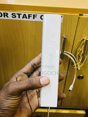 New Apple iPhone 11 128 GB Green