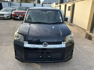 Toyota Corolla Rumion Hatchback 1.5 FWD 2010 Black