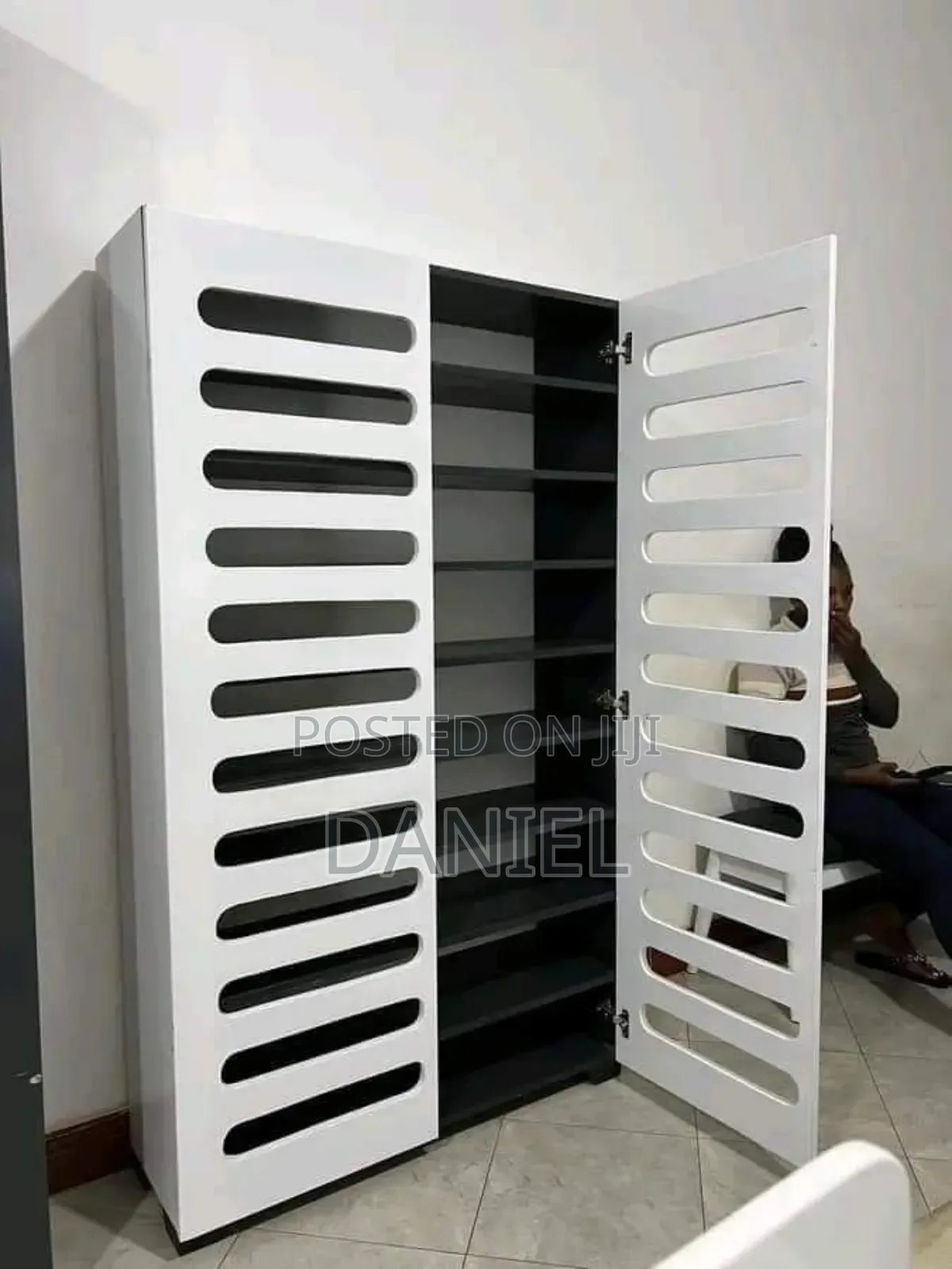 Shoeracks Ni Multi Purpose Mixed Color White Na Black