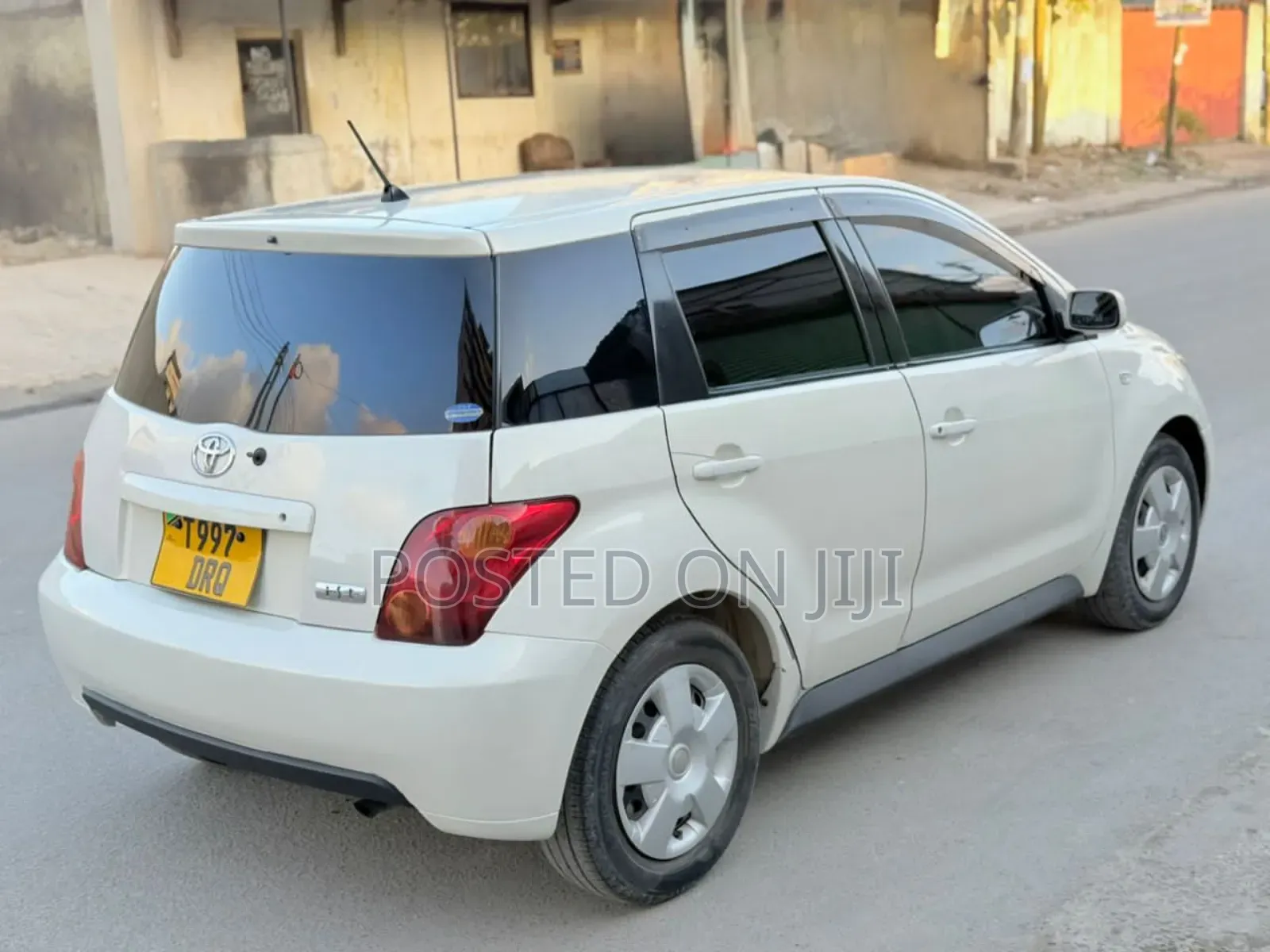 Toyota IST 2003 White