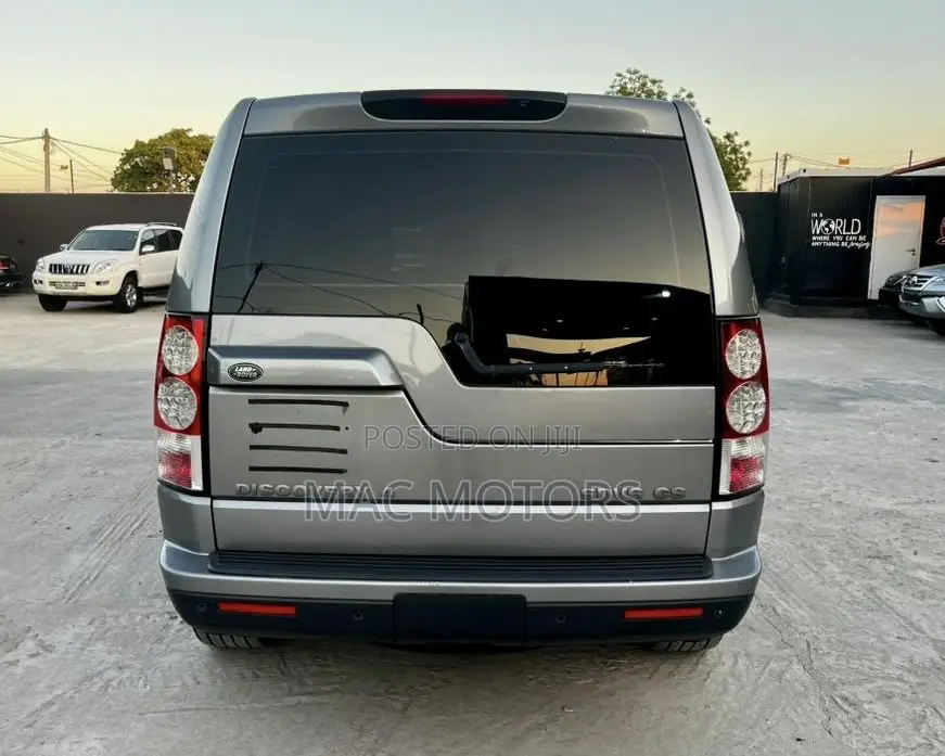 Land Rover Discovery 2012 Gray
