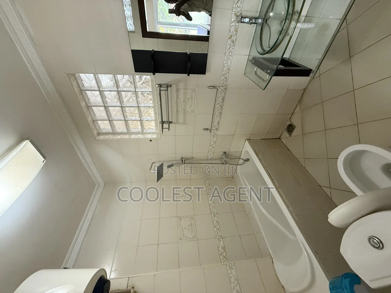 Furnished 2bdrm Apartment in Coolest Agent, Oyster Bay for rent