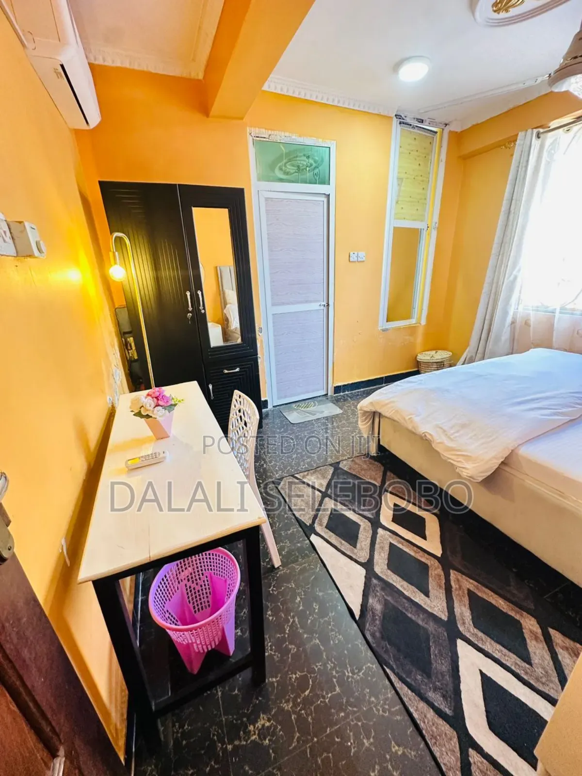 3bdrm Block of Flats in Kariakoo for sale