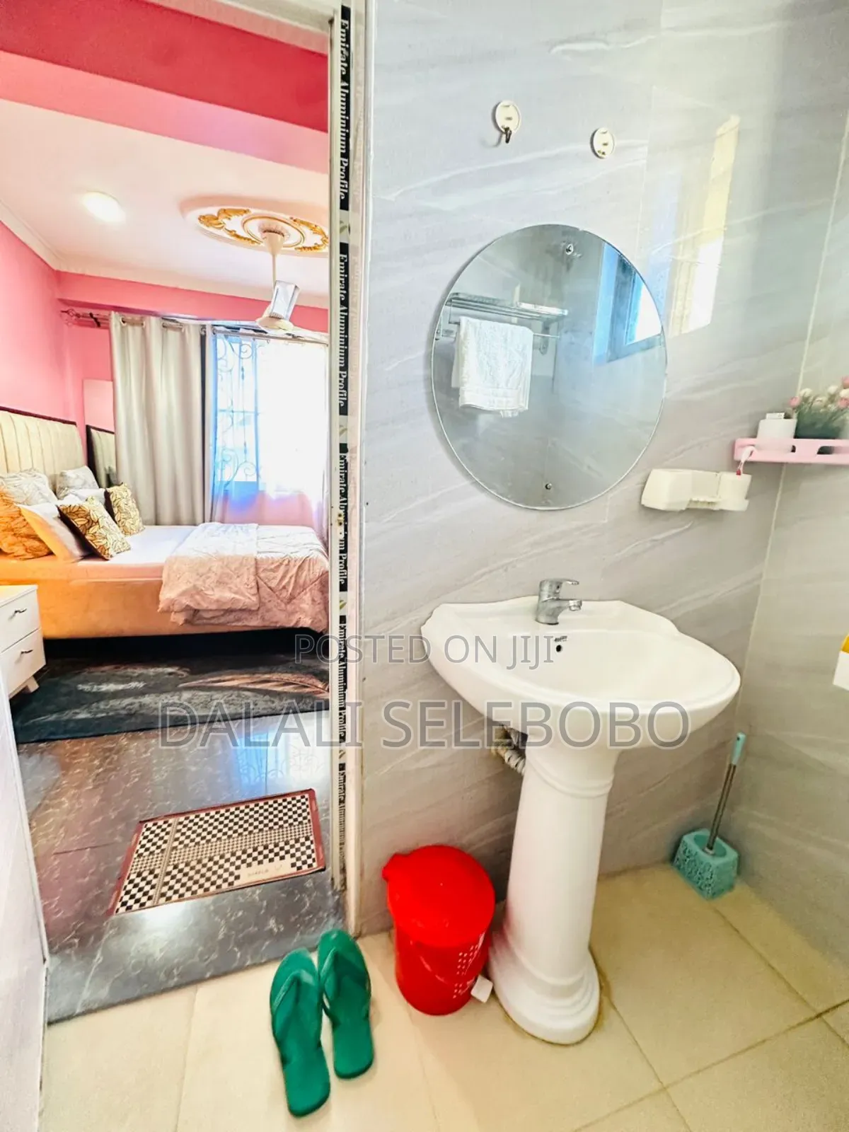 3bdrm Block of Flats in Kariakoo for sale